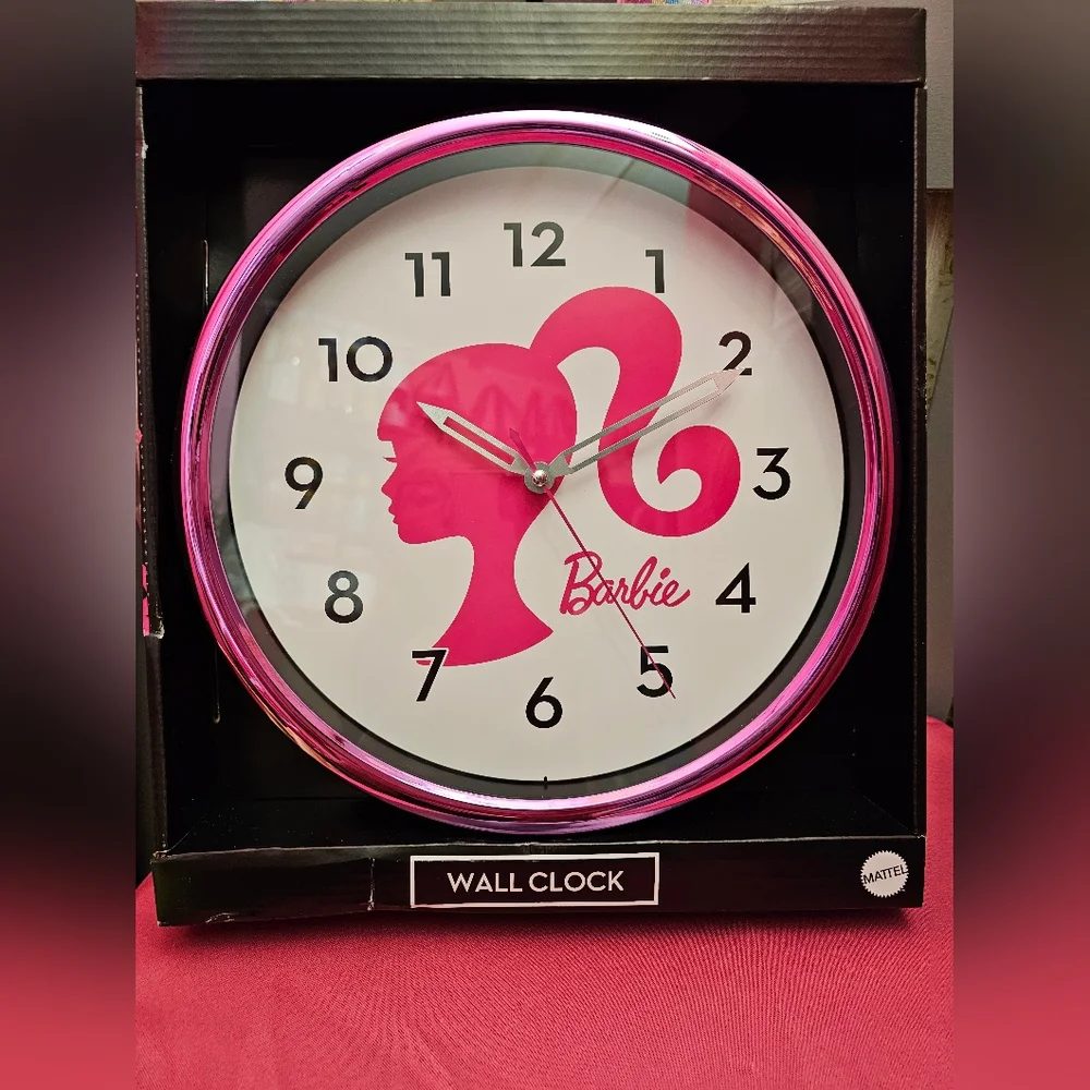 Barbie Silhouette Logo Metallic Hot Pink Analog Display Wall Clock Home Decor - Picture 2 of 4